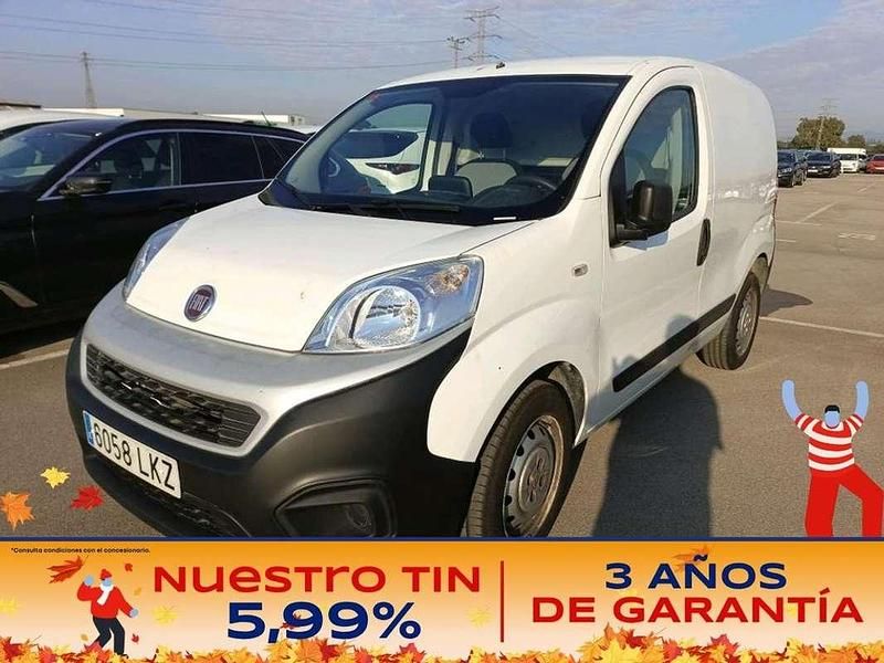 Blanco Usado 2022 Fiat Fiorino Van | 8259 € (Super precio) - Imagen 1/2