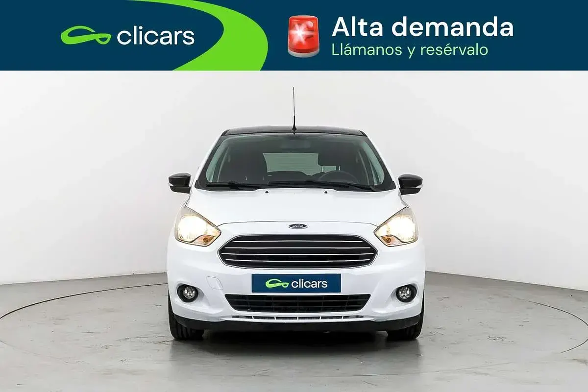 Usado Ford Ka Plus Ultimate 86 CV (63 kW) 2018 Blanco Utilitario