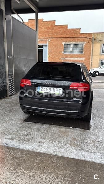 Usado Audi A3 Sportback Attraction 200 CV (147 kW) 2012 Negro Utilitario