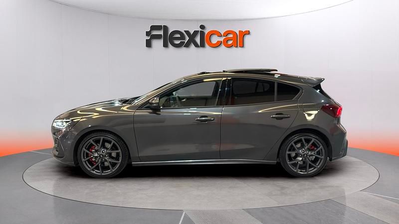 Używany Ford Focus ST 280 KM (205 kW) 2025 Szary Hatchback