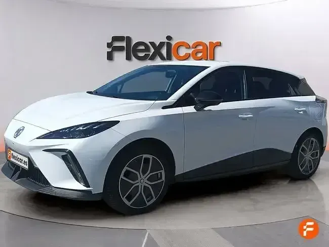 Usado MG MG4 EV Luxury 150 kW (204 CV) 2024 Blanco Utilitario