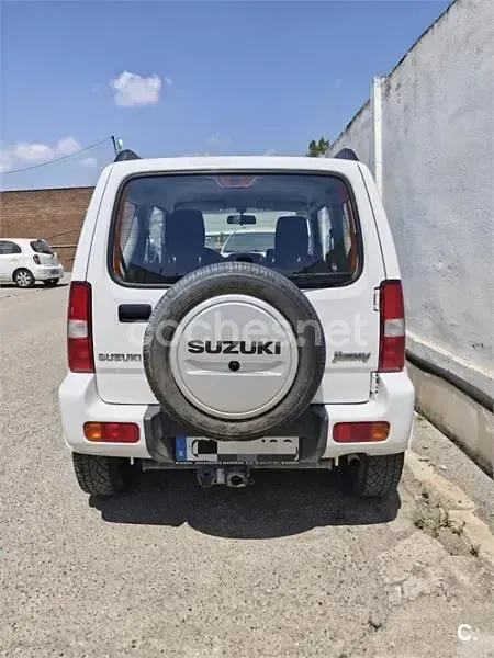 Usado Suzuki Jimny 85 CV (62 kW) 2015 Blanco SUV