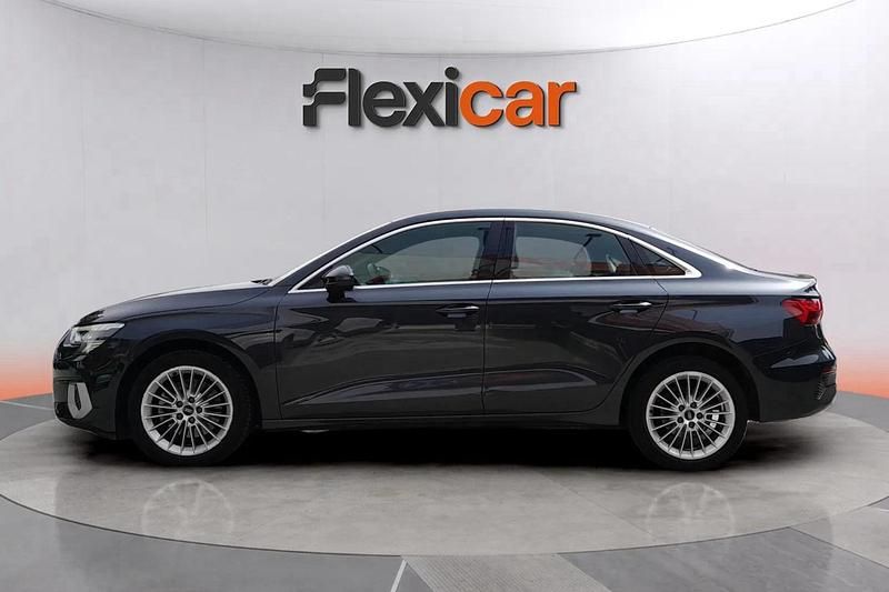 Usado Audi A3 Attraction 116 CV (85 kW) 2020 Gris Berlina