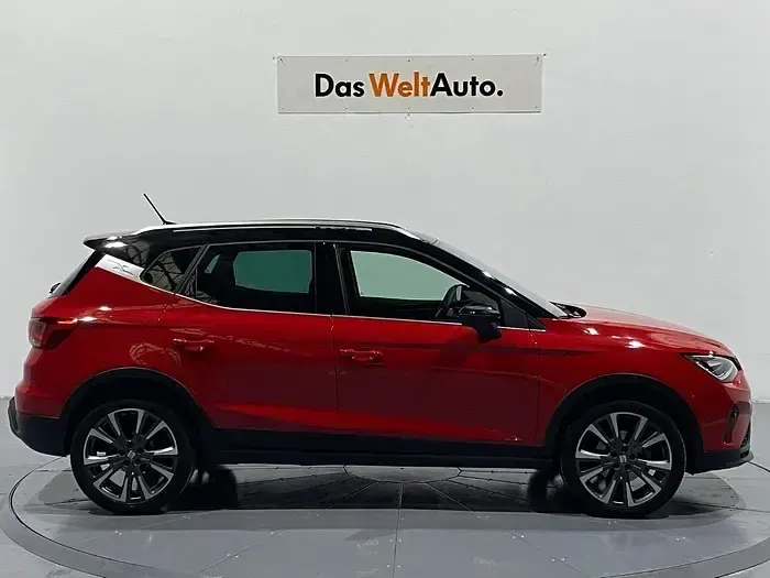 Usado Seat Arona FR 115 CV (84 kW) 2025 Rojo SUV