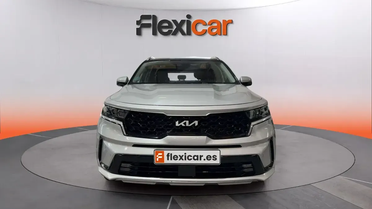 Usado Kia Sorento Plus 232 CV (170 kW) 2023 Gris SUV