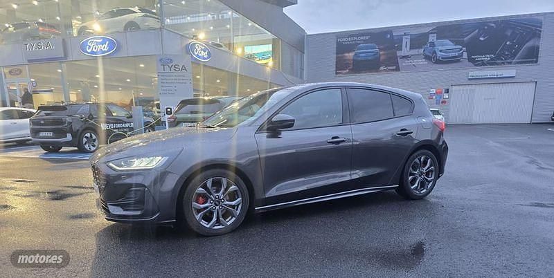 Usado Ford Focus ST-Line X 125 CV (91 kW) 2023 Gris Berlina