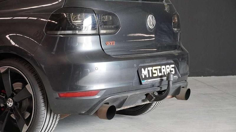 Usado VW Golf VI GTI 211 CV (155 kW) 2009 Gris Utilitario