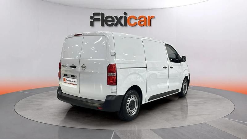 Usado Opel Vivaro 120 CV (88 kW) 2024 Blanco Monovolumen