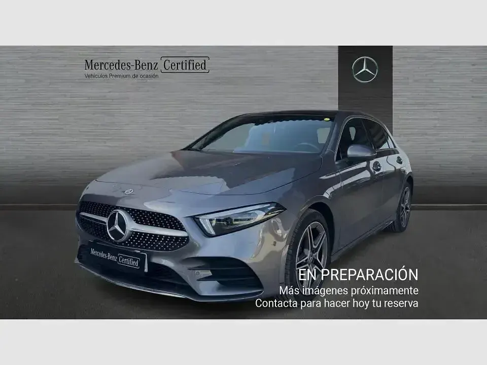 Usado Mercedes A250 218 CV (160 kW) 2022 Gris / plata Berlina