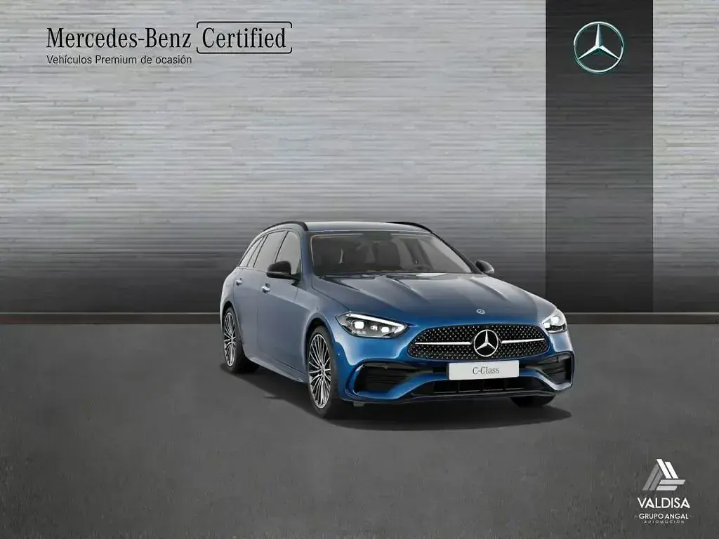 Usado Mercedes C220 AMG line 200 CV (147 kW) 2022 Azul Familiar