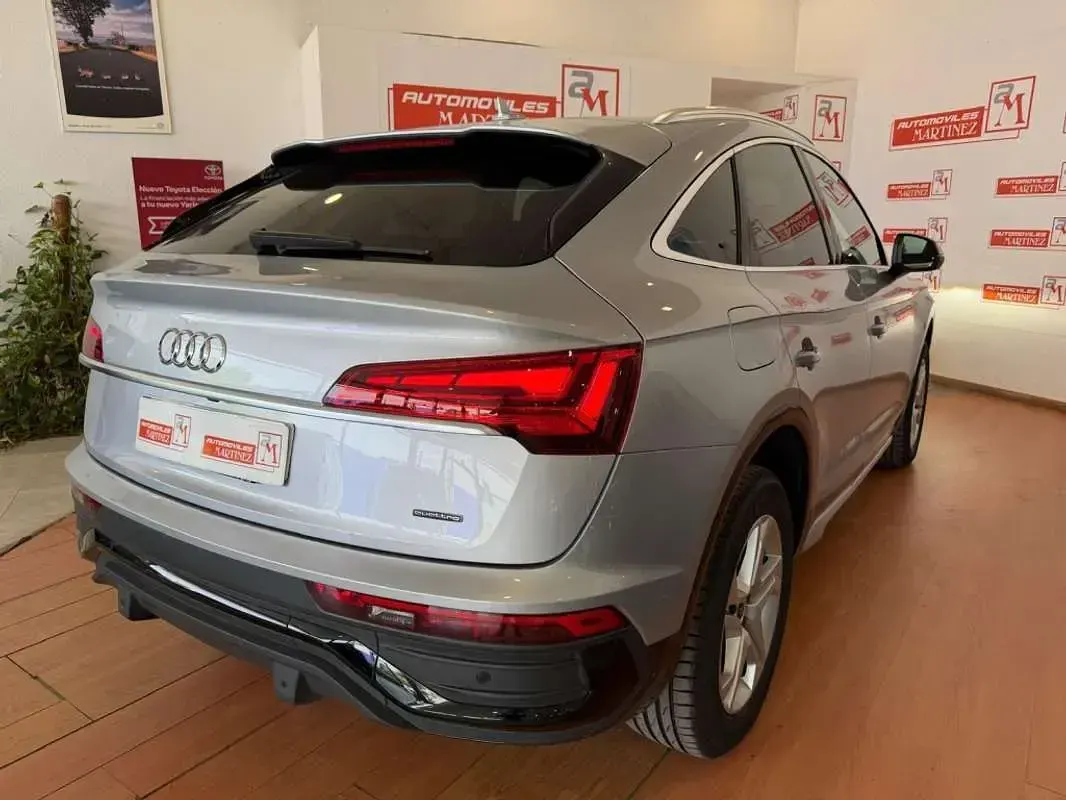 Usado Audi Q5 Sportback Advanced 204 CV (150 kW) 2024 Plateado SUV