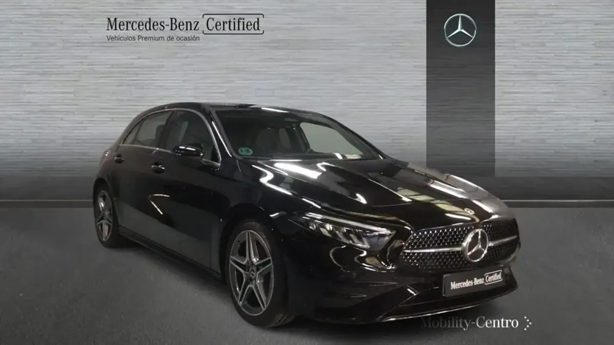 Usado Mercedes A200 150 CV (110 kW) 2024 Negro noche Utilitario