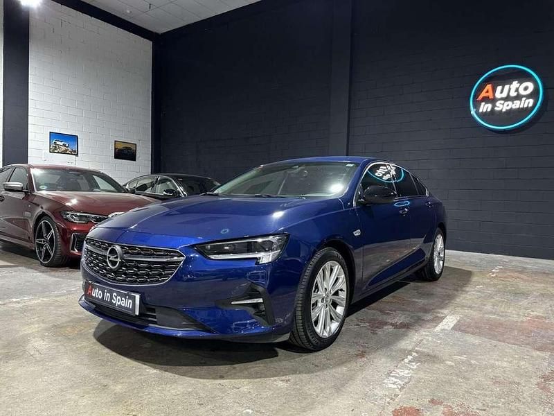 Usado Opel Insignia Business Elegance 122 CV (89 kW) 2020 Azul Berlina
