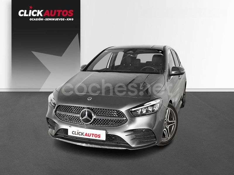 Gris / plata Usado 2023 Mercedes B180 Monovolumen | 31.500 € (Un poco caro) - Imagen 1/4