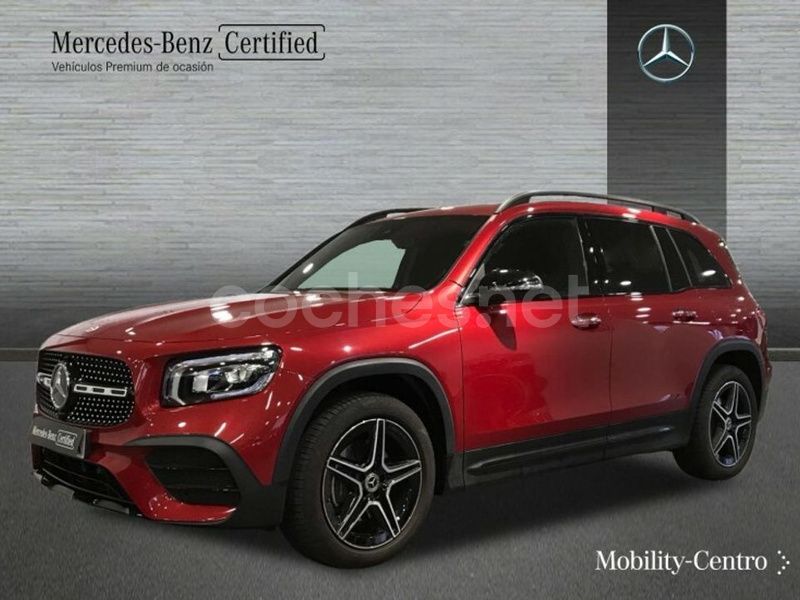 Rojo patagonia metalizado Usado 2023 Mercedes GLB200 AMG line SUV | 49.900 € (Caro) - Imagen 1/4