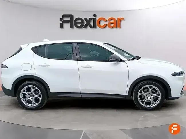 Usado Alfa Romeo Tonale Sprint 130 CV (95 kW) 2023 Blanco SUV