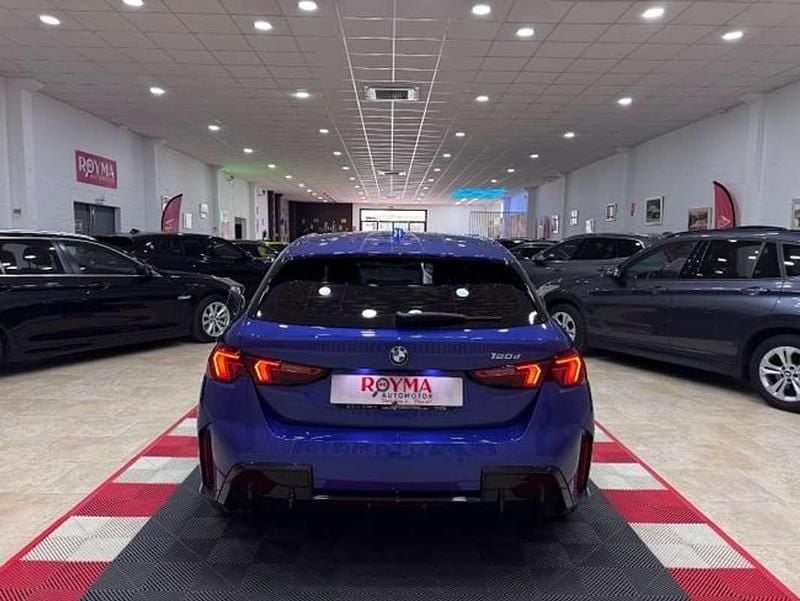 Usado BMW 120 163 HP (119 kW) 2024 Azul Citadino