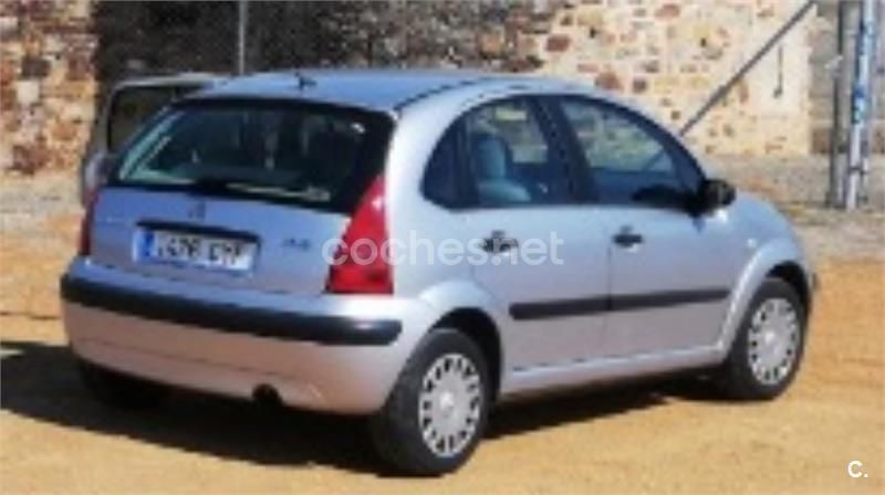 Gris / plata Usado 2004 Citroën C3 Utilitario | 1977 € (Buen precio) - Imagen 1/1