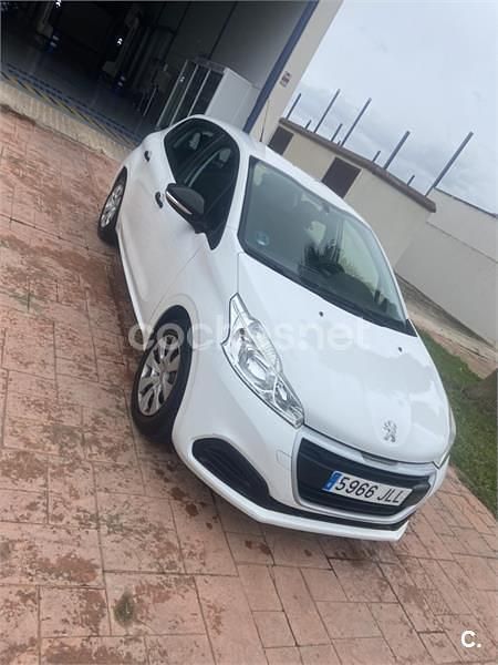 Begagnad Peugeot 208 Access 82 HK (60 kW) 2016 Vit Halvkombi