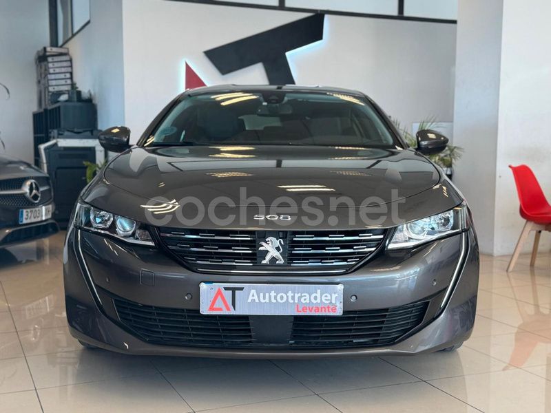 Usado Peugeot 508 Allure 130 CV (95 kW) 2019 Gris / plata Berlina
