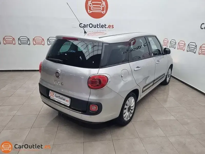 Usado Fiat 500L Lounge 120 CV (88 kW) 2016 Gris / plata Monovolumen