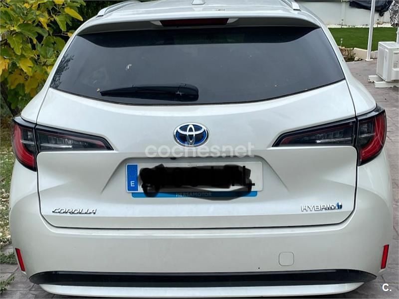 Blanco Usado 2021 Toyota Corolla Active Familiar | 22.100 € (Un poco caro) - Imagen 1/4