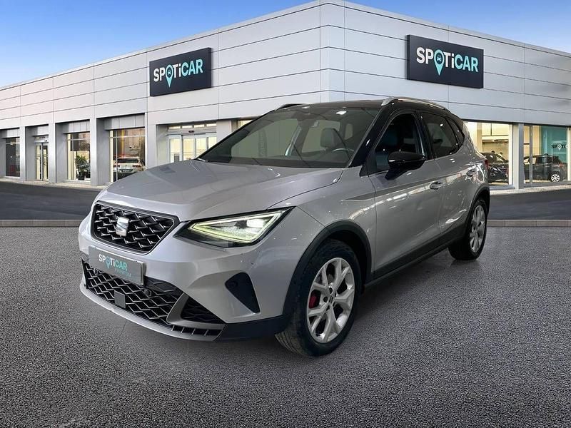 Usado Seat Arona FR 150 CV (110 kW) 2023 Gris SUV
