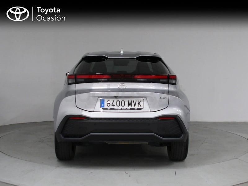 Usado Toyota C-HR Advance 140 CV (102 kW) 2024 Gris / plata SUV