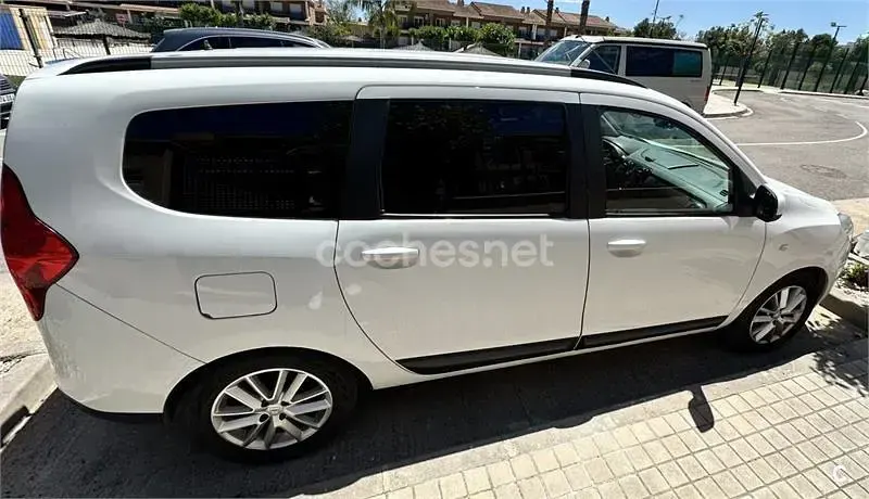 Używany Dacia Lodgy Lauréate 109 KM (80 kW) 2018 Biały Minivan