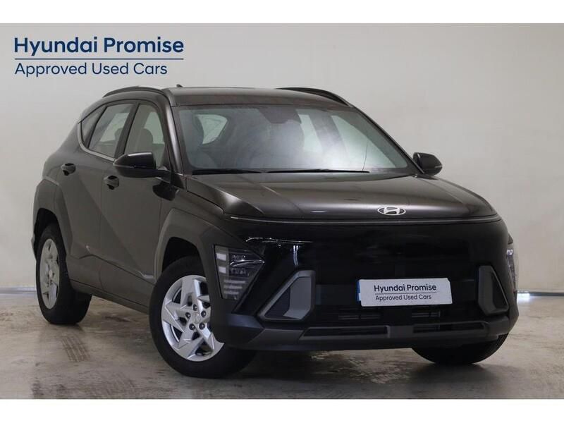 Usado Hyundai Kona 120 CV (88 kW) 2024 Abyss black SUV