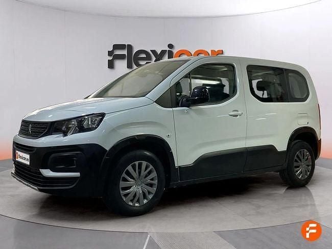 Usado Peugeot Rifter Active 100 CV (73 kW) 2022 Blanco Monovolumen