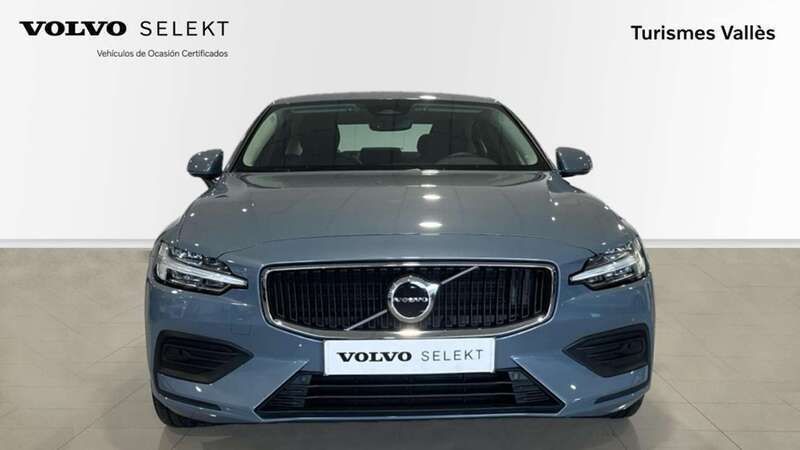 Usado Volvo S60 Core 197 CV (144 kW) 2023 Gris Berlina