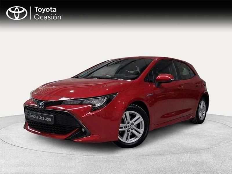 Usado Toyota Corolla Active 122 CV (89 kW) 2021 Rojo Utilitario