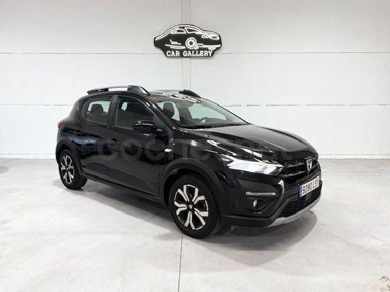 Usado Dacia Sandero Essentiel 90 CV (66 kW) 2021 Negro Berlina