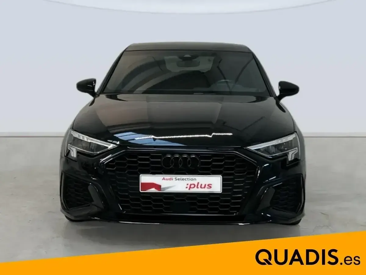 Usado Audi A3 Ambiente 150 CV (110 kW) 2022 Negro Berlina