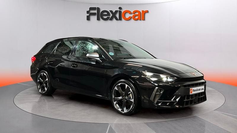 Usado Cupra Leon 150 CV (110 kW) 2025 Negro Familiar