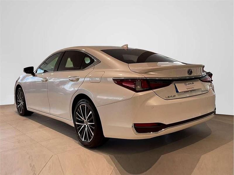 Nuevo Lexus ES300 218 CV (160 kW) 2025 Berlina