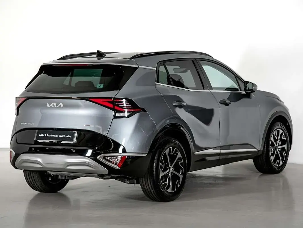 Usado Kia Sportage 218 CV (160 kW) 2025 Gris SUV