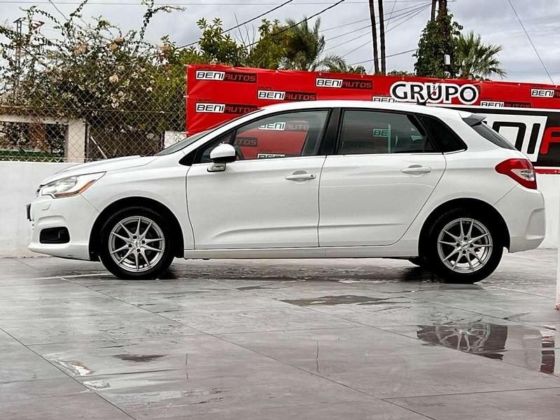 Usado Citroën C4 92 CV (67 kW) 2011 Blanco Utilitario