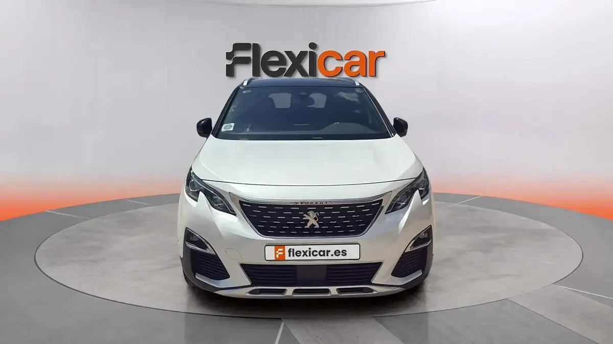 Usado Peugeot 5008 GT-line 131 CV (96 kW) 2017 Blanco SUV