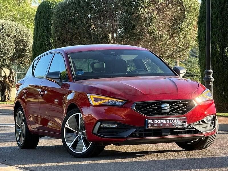 Usado Seat Leon FR 150 CV (110 kW) 2021 Negro Berlina