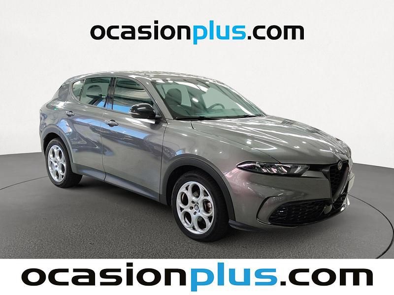 Usado Alfa Romeo Tonale Sprint 130 CV (95 kW) 2022 Gris SUV