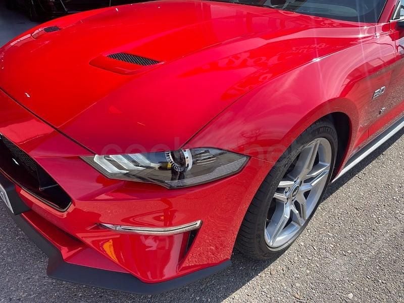 Usado Ford Mustang GT 450 CV (330 kW) 2022 Rojo Coupe