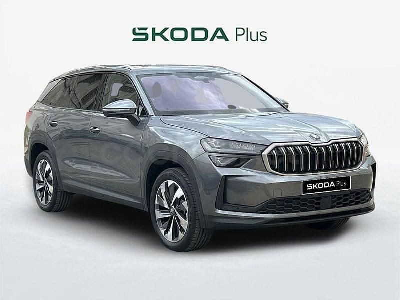 Usado Skoda Kodiaq 204 CV (150 kW) 2025 Gris SUV