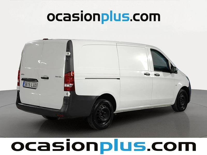 Usado Mercedes Vito 136 CV (100 kW) 2022 Blanco Van