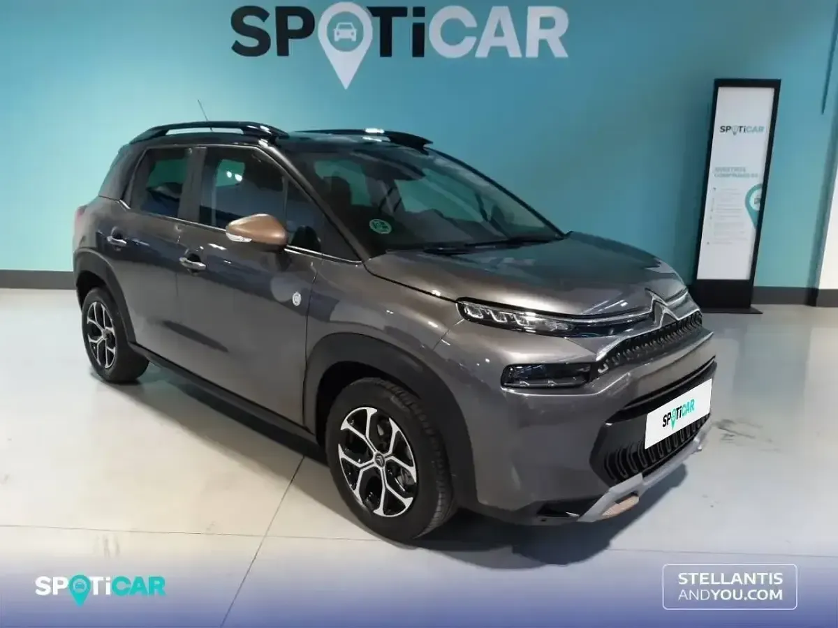 Usado Citroën C3 Aircross PureTech 110 CV (80 kW) 2022 Gris SUV
