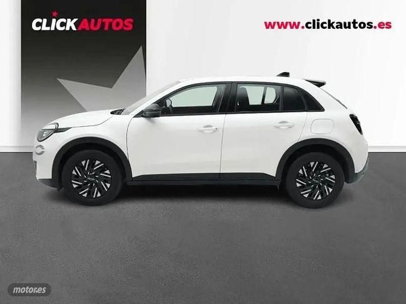 Usado Fiat 600 100 CV (73 kW) 2025 Blanco SUV