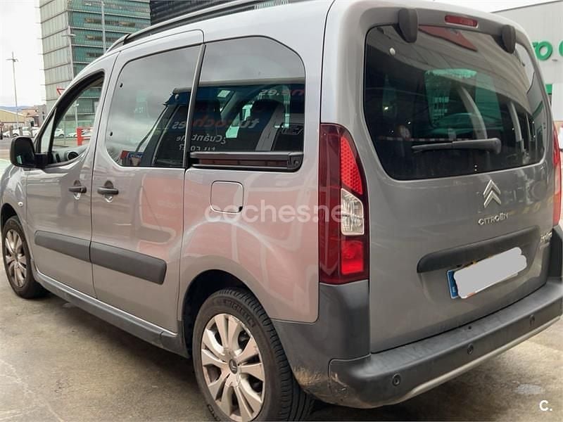Usado Citroën Berlingo PureTech 110 CV (80 kW) 2018 Gris / plata Monovolumen