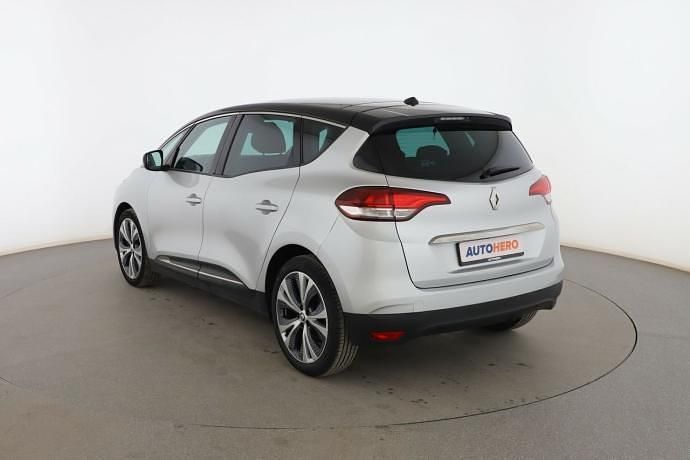Usado Renault Scénic IV Zen 132 CV (97 kW) 2017 Gris Monovolumen