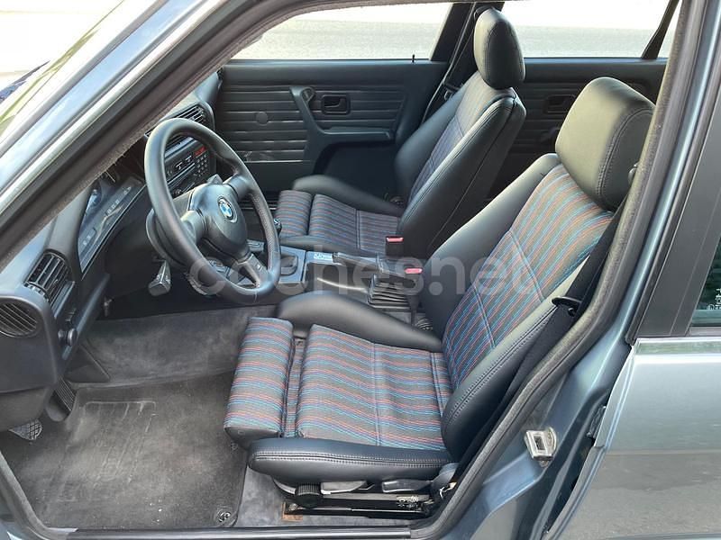 Usado BMW 325 170 CV (125 kW) 1988 Azul Berlina